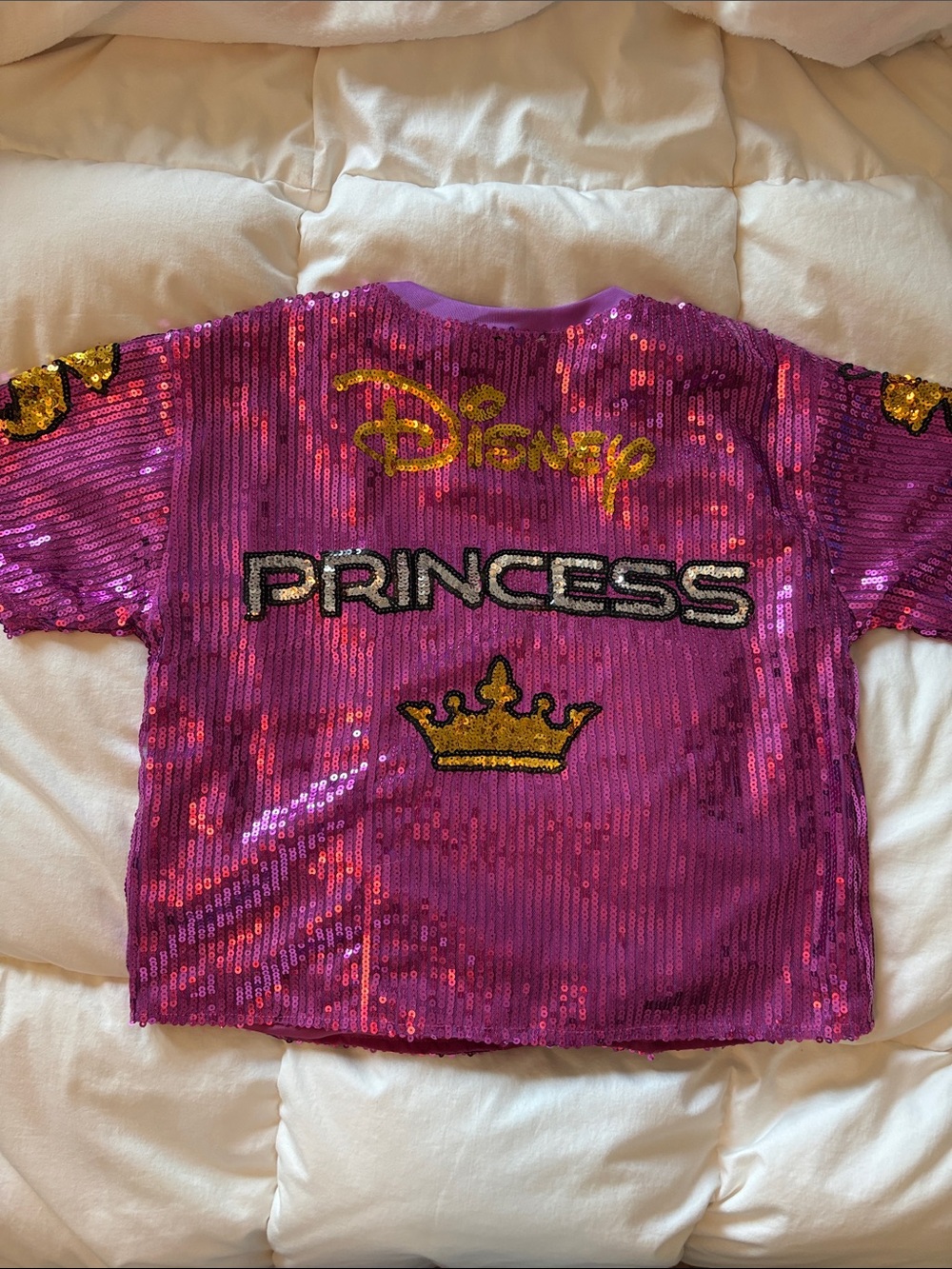 Her Universe x Disney -Sequin 'Tangled' Rapunzel Cropped Short Sleeve Jersey Tee - Picture 4 of 7
